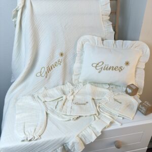 Minik güneş işlemeli 5li müslin set