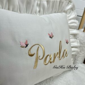 Minik kelebek desenli fırfırucu dantelli yastık