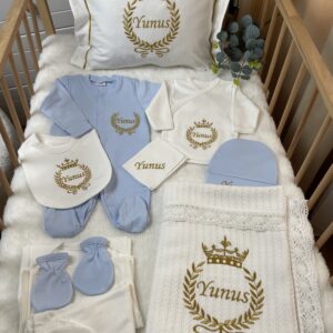 Gold işlemeli bebe mavisi tulumlu 11li set