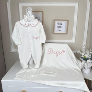 Pudra isim kalp işlemeli klasik tulumlu 4lü set