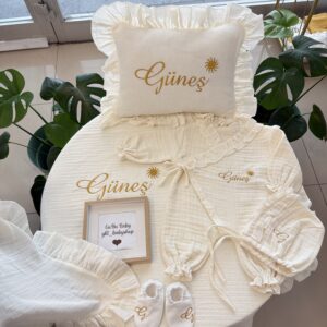Güneş desenli fırfırlı müslin set