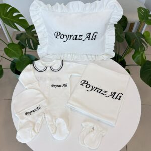 Siyah İşlemenin Zarafeti Klasik Erkek Bebek Hastane Çıkışı Seti